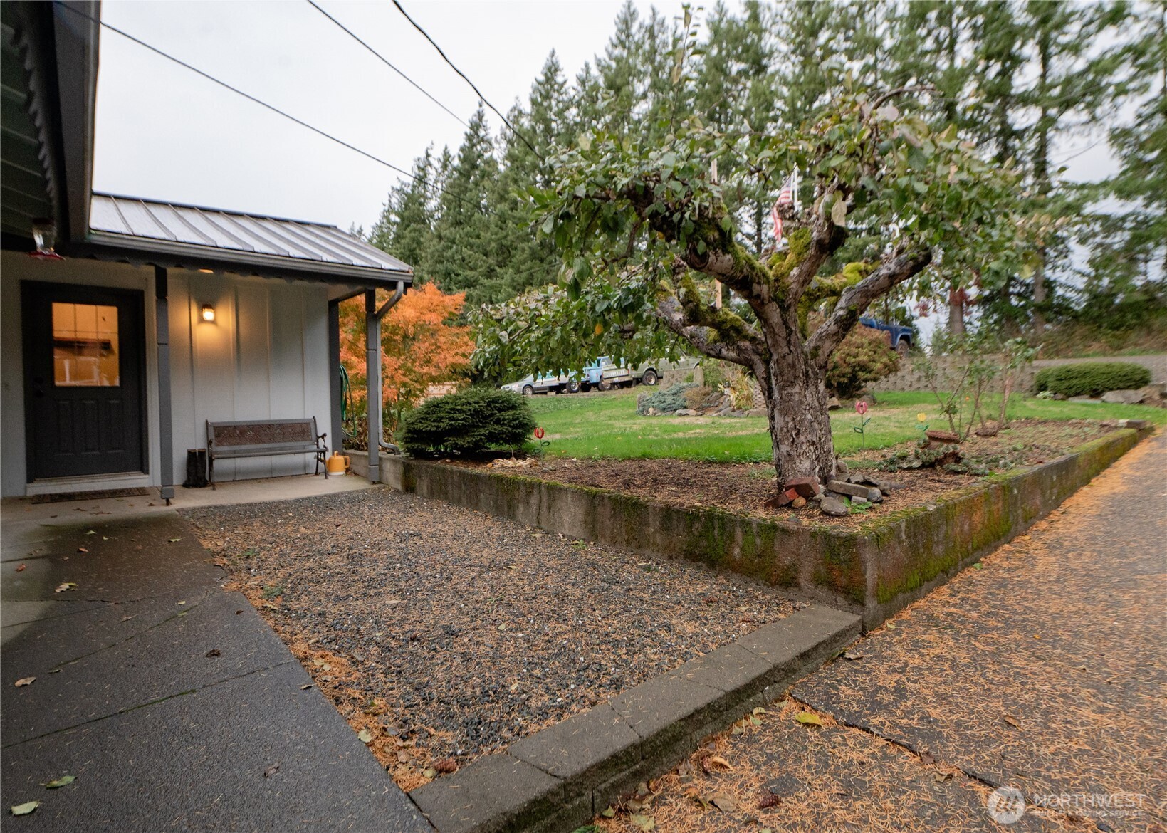 2529 East Hemmi Road Bellingham, WA 98226 - Photo 3 of 19 Gallery Image 3