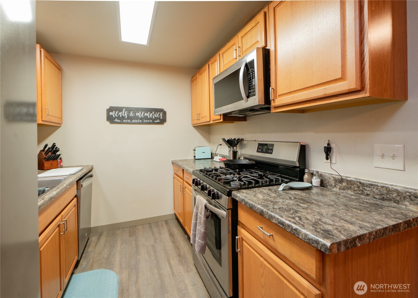 2529 East Hemmi Road Bellingham, WA 98226 - Photo 8 of 19 Gallery Image 8