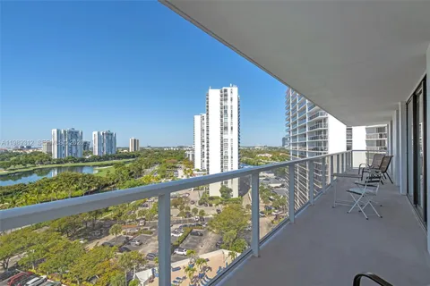 $549,000 | 3731 North Country Club Drive, Unit 1427, Aventura, FL 33180