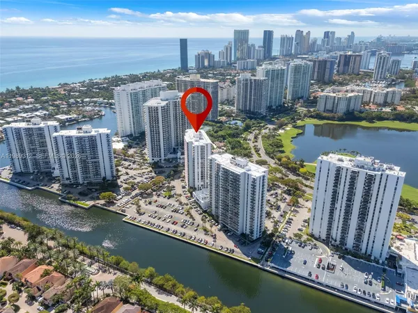 $549,000 | 3731 North Country Club Drive, Unit 1427, Aventura, FL 33180