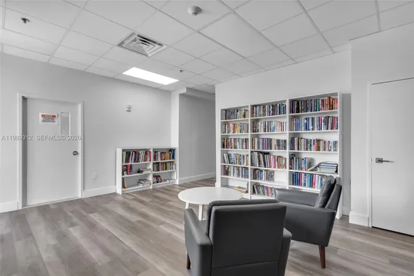 $549,000 | 3731 North Country Club Drive, Unit 1427, Aventura, FL 33180