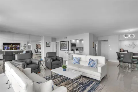 $549,000 | 3731 North Country Club Drive, Unit 1427, Aventura, FL 33180