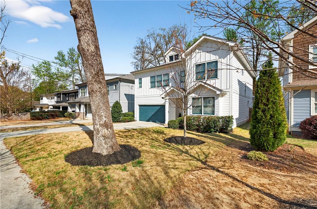 4072 Comanche Drive Tucker, GA 30084 - Photo 3 of 43 a front view of a house with a yard