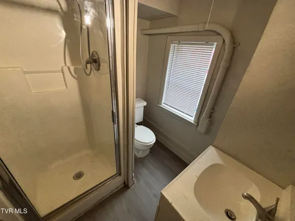 $550 | 106 High Avenue Northeast, Coeburn, VA 24230