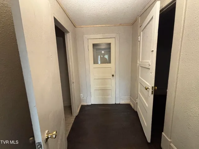 $550 | 106 High Avenue Northeast, Coeburn, VA 24230