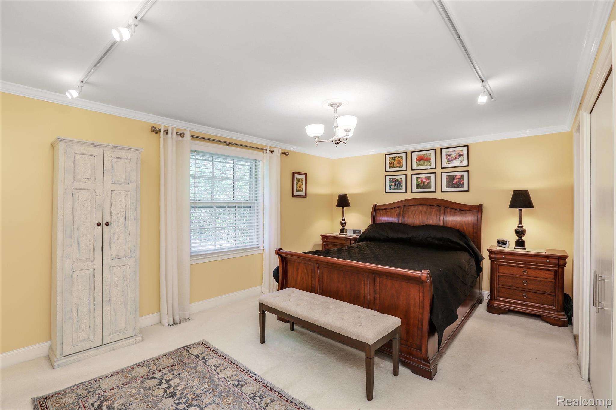 18690 Levan Road Livonia, MI 48152 - Photo 23 of 51