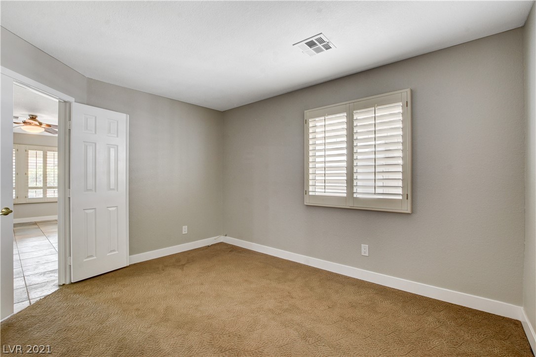 8 Rampart Court Henderson, NV 89074 - Photo 11 of 39