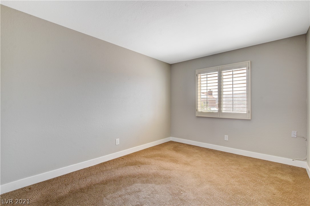 8 Rampart Court Henderson, NV 89074 - Photo 15 of 39