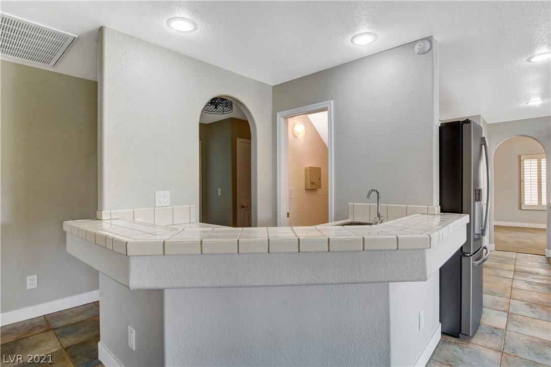 8 Rampart Court Henderson, NV 89074 - Photo 28 of 39