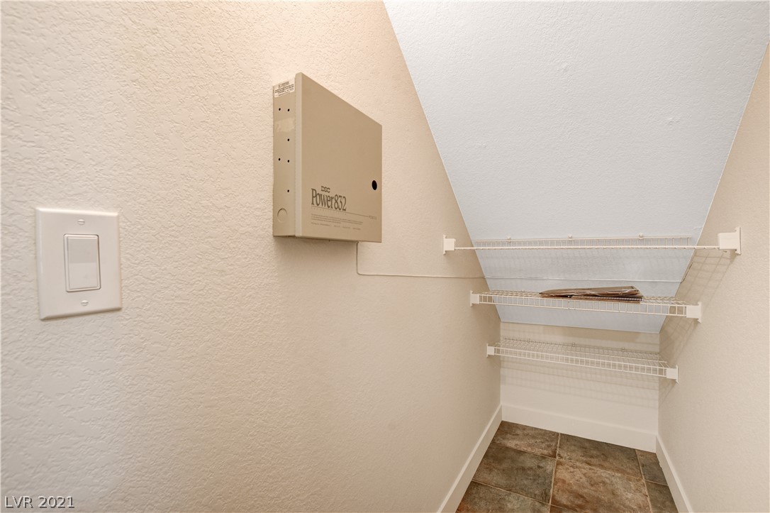 8 Rampart Court Henderson, NV 89074 - Photo 30 of 39