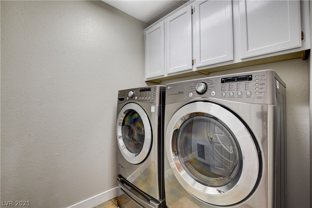 8 Rampart Court Henderson, NV 89074 - Photo 8 of 39