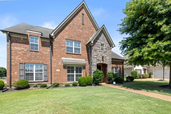 $529,900 | 1371 Raindrop Drive, Collierville, TN 38017