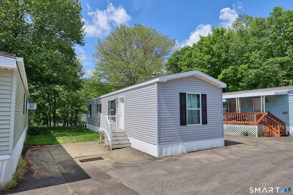$130,000 | 1402 Waterbury Road, Unit 4, Thomaston, CT 06787
