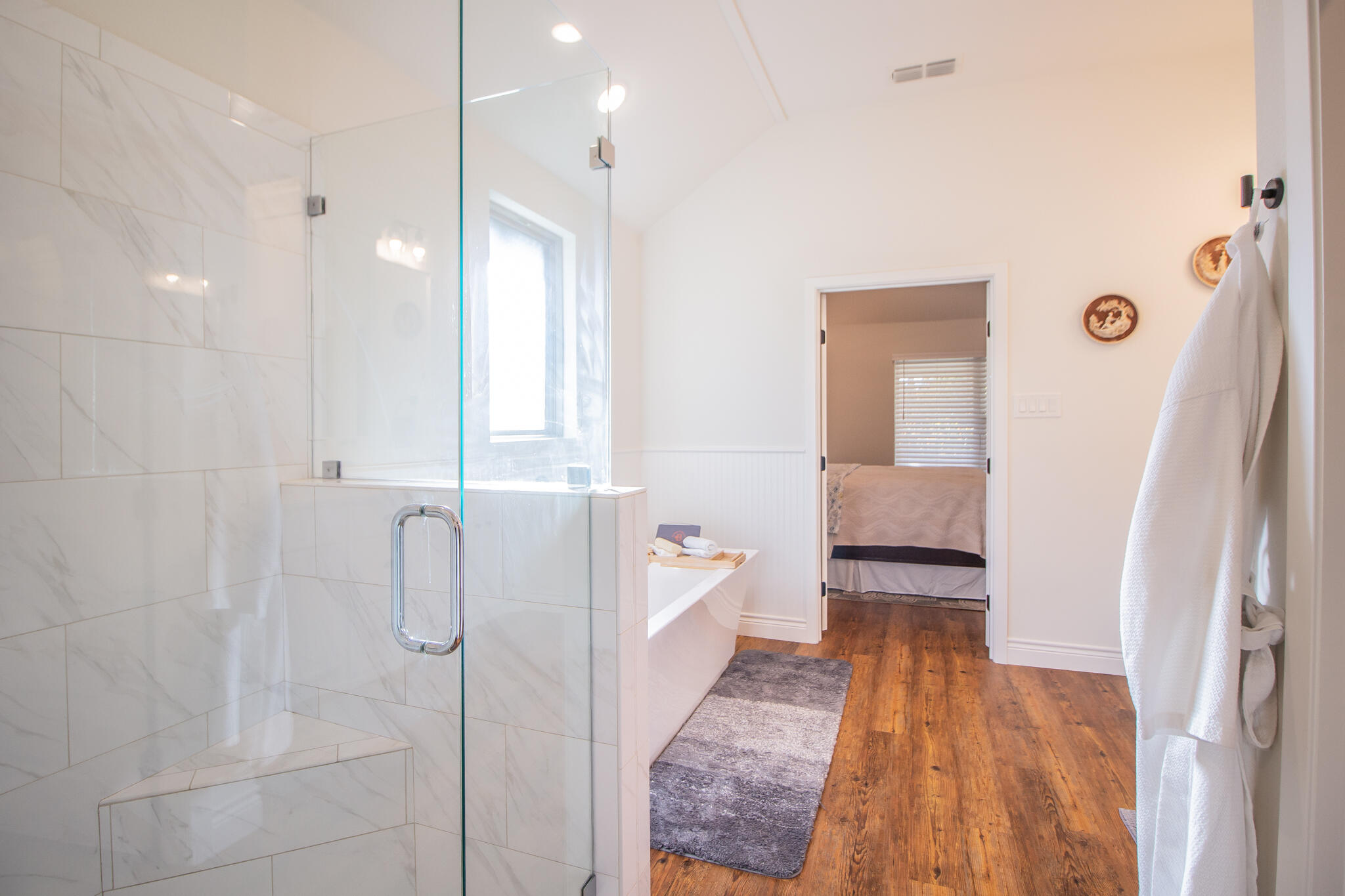 4019 137th Street Lubbock, TX 79423 - Photo 27 of 46 a bathroom with a sink a toilet and shower