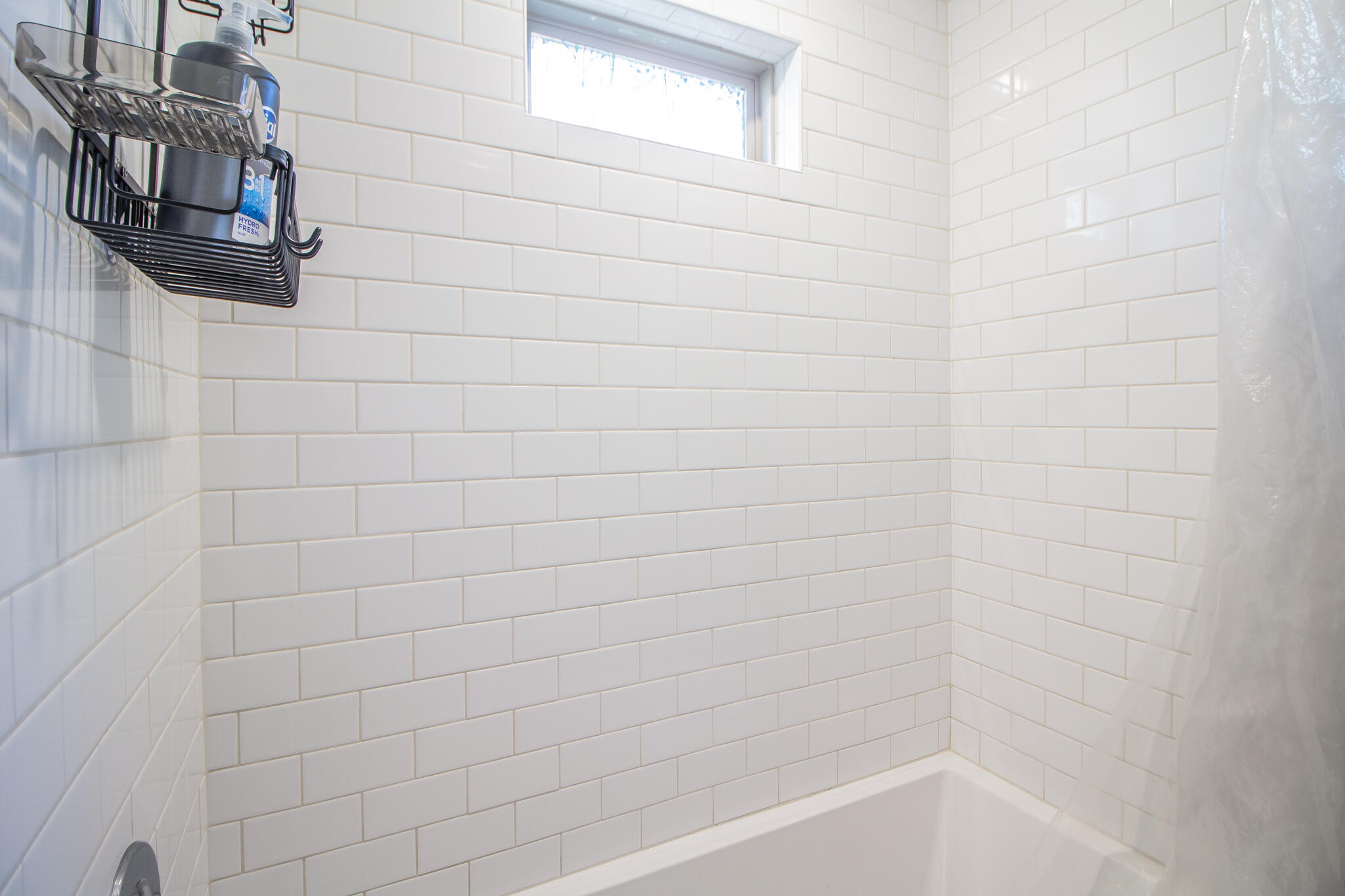 4019 137th Street Lubbock, TX 79423 - Photo 38 of 46 a bathroom with a bathtub