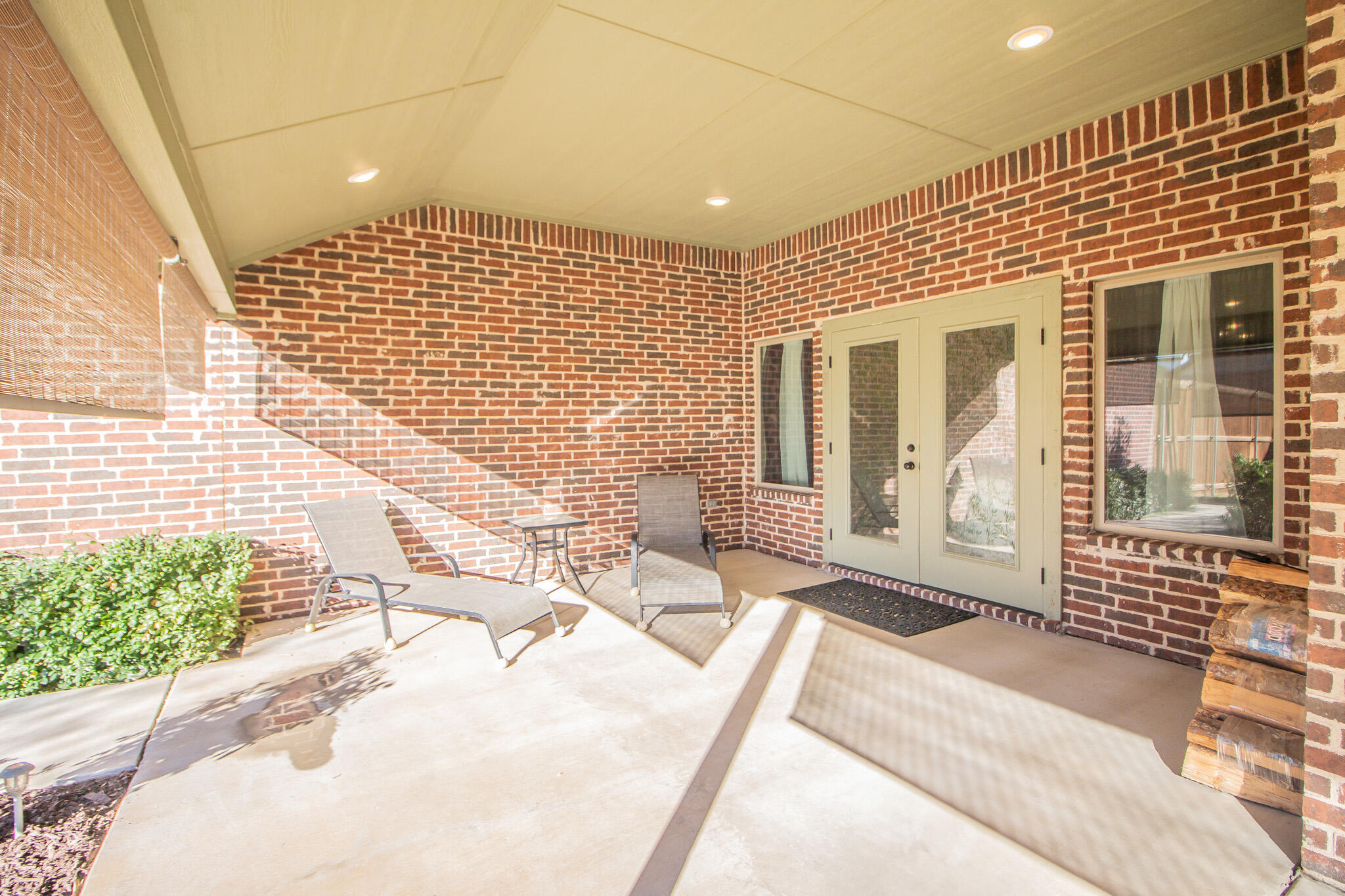 4019 137th Street Lubbock, TX 79423 - Photo 43 of 46 a view of a patio with table and chairs and potted plants
