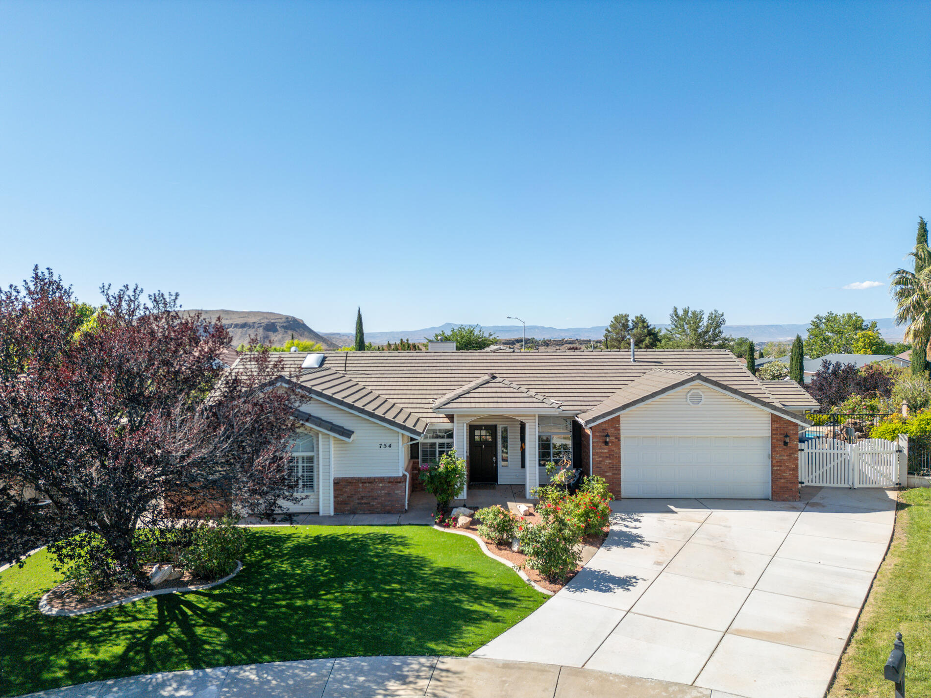 754 Cherry Circle Washington, UT 84780 - Photo 1 of 59 0-1
