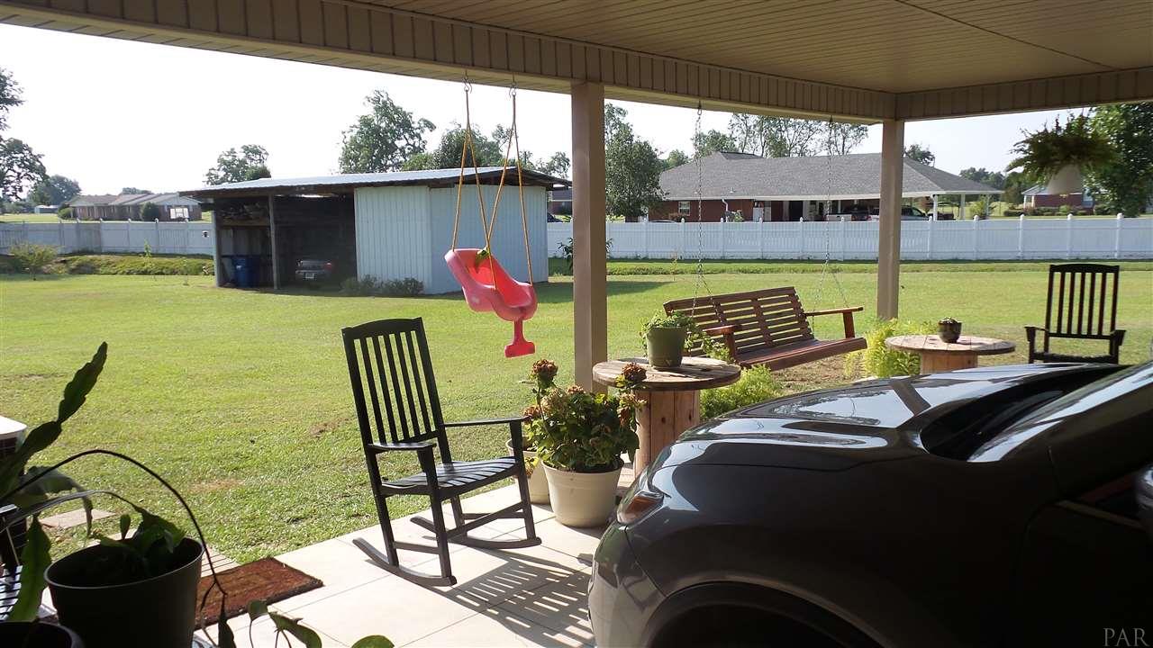 1012 Old Bratt Road Atmore, AL 36502 - Photo 9 of 34