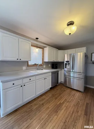 $220,000 | 1538 Oriole Drive, Galesburg, IL 61401