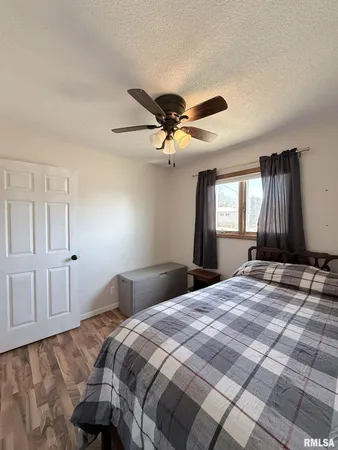 $220,000 | 1538 Oriole Drive, Galesburg, IL 61401