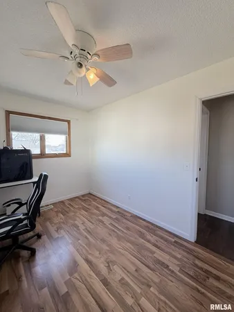 $220,000 | 1538 Oriole Drive, Galesburg, IL 61401