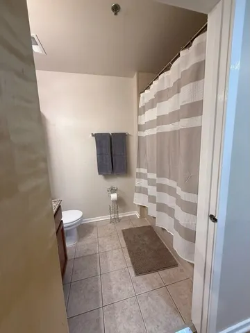 $329,000 | 6 South Laflin Street, Unit 920, Chicago, IL 60607