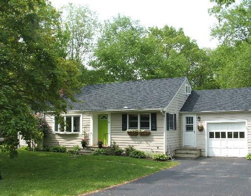 12 Meadow Road Newtown, CT 06470 - Photo 1 of 1 Gallery Image 1