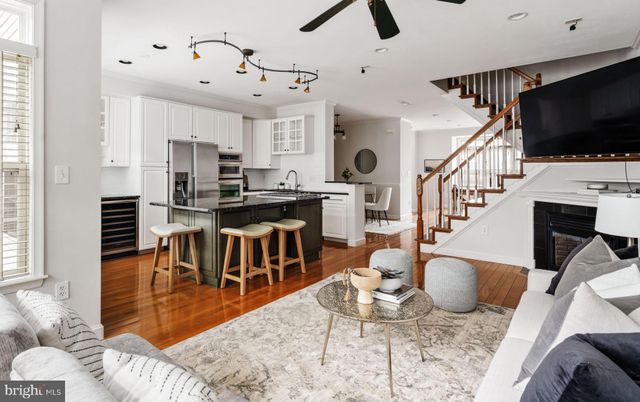 $919,000 | 4646 Lambert Drive, Alexandria, VA 22311