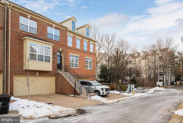 $919,000 | 4646 Lambert Drive, Alexandria, VA 22311