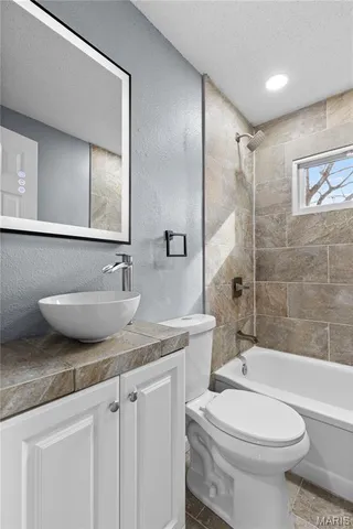 $149,900 | 30 Grether Avenue, St. Louis, MO 63135