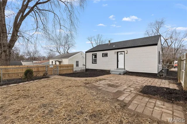 $149,900 | 30 Grether Avenue, St. Louis, MO 63135