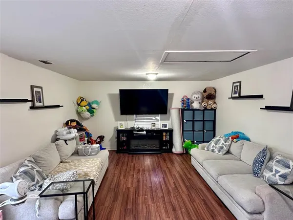 $256,000 | 5032 Goodman Avenue, Fort Worth, TX 76107