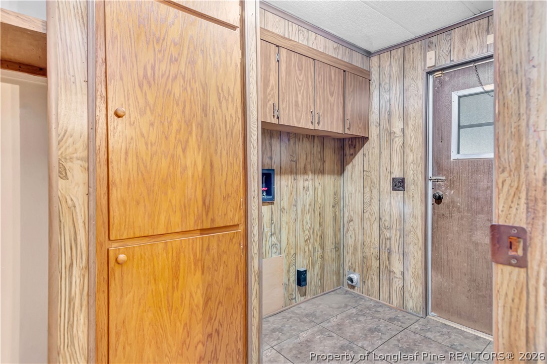 727 Rice Road Lumberton, NC 28358 - Photo 25 of 30 a view of a bathroom with a glass door and shower