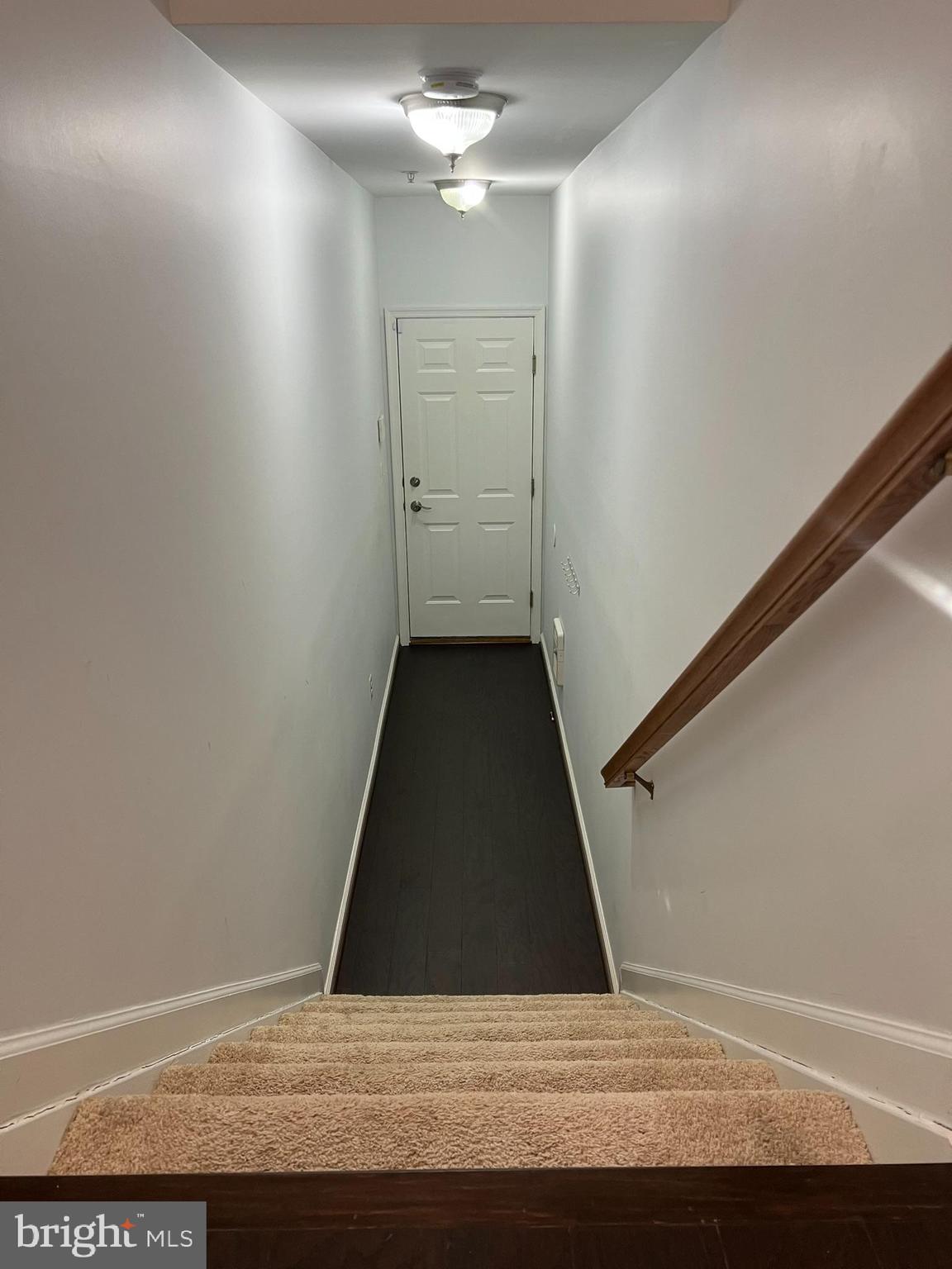 640 Main Street, Unit 640B Gaithersburg, MD 20878 - Photo 2 of 65 Foyer to the garage
