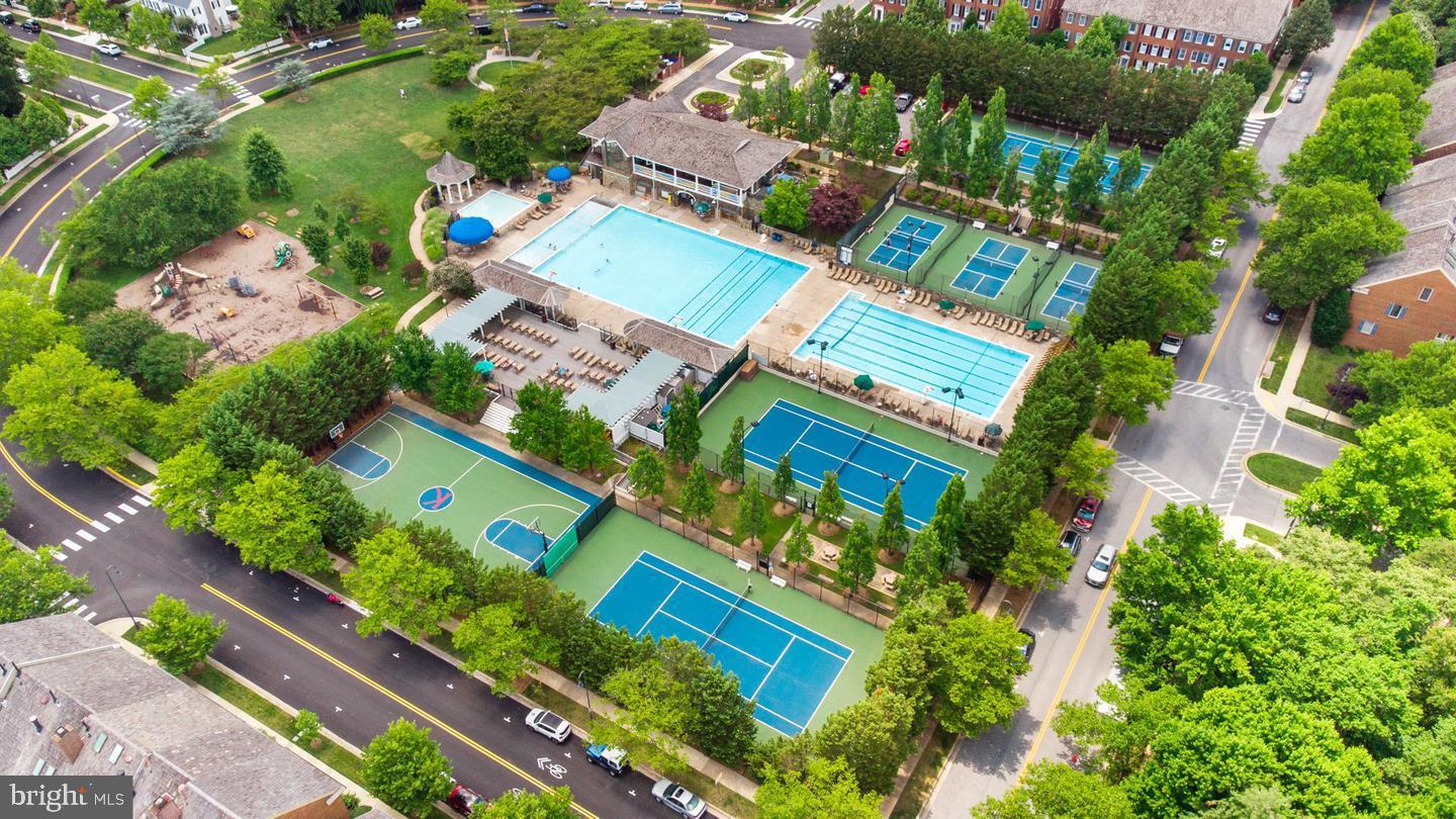 640 Main Street, Unit 640B Gaithersburg, MD 20878 - Photo 50 of 65 an aerial view of a house with a garden