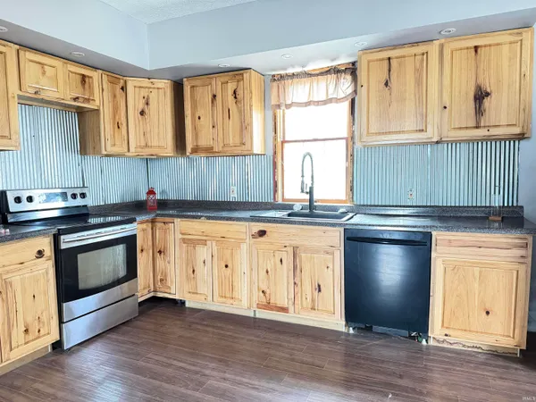 $125,000 | 1018 East 8th Street, Veedersburg, IN 47987