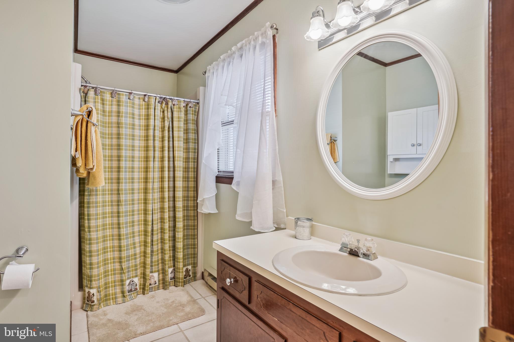 2941 Money Make Road Trappe, MD 21673 - Photo 29 of 47 2nd primary bedroom's bath