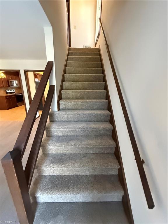 1906 Winding Ridge Road Winston-Salem, NC 27127 - Photo 10 of 18