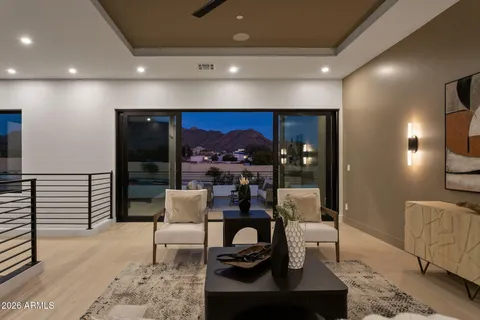 $2,245,555 | 1832 East Palmaire Avenue, Phoenix, AZ 85020