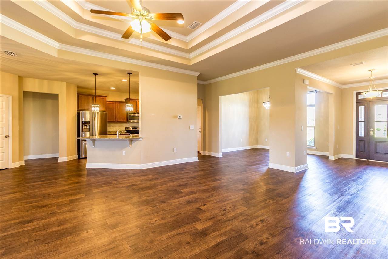7076 Rocky Rd Loop Gulf Shores, AL 36542 - Photo 10 of 34 Living room Dinning Kitch