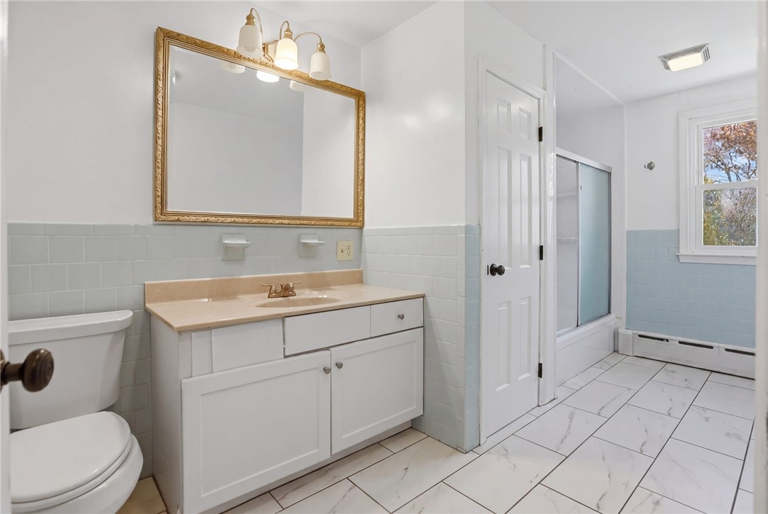 18 Loring Road Bristol, RI 02809 - Photo 24 of 38