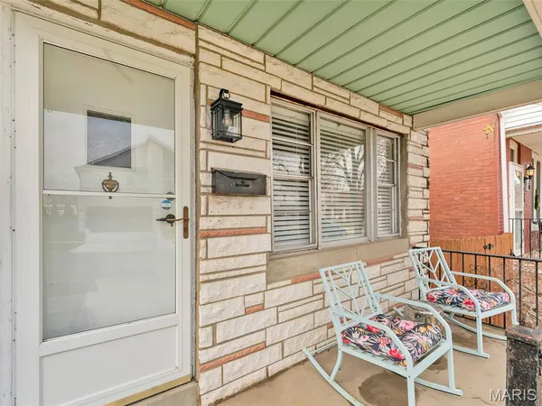 $220,000 | 5516 Botanical Avenue, St. Louis, MO 63110