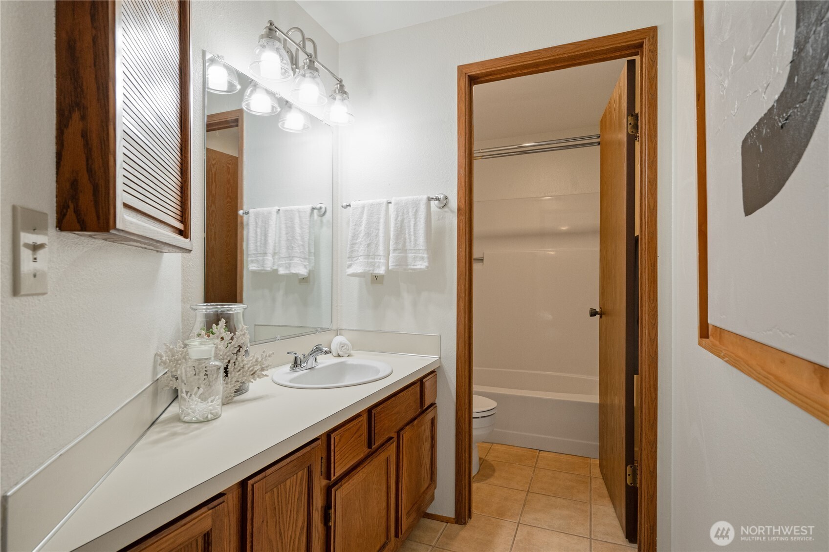 7317 30th Avenue Southwest Seattle, WA 98126 - Photo 12 of 25