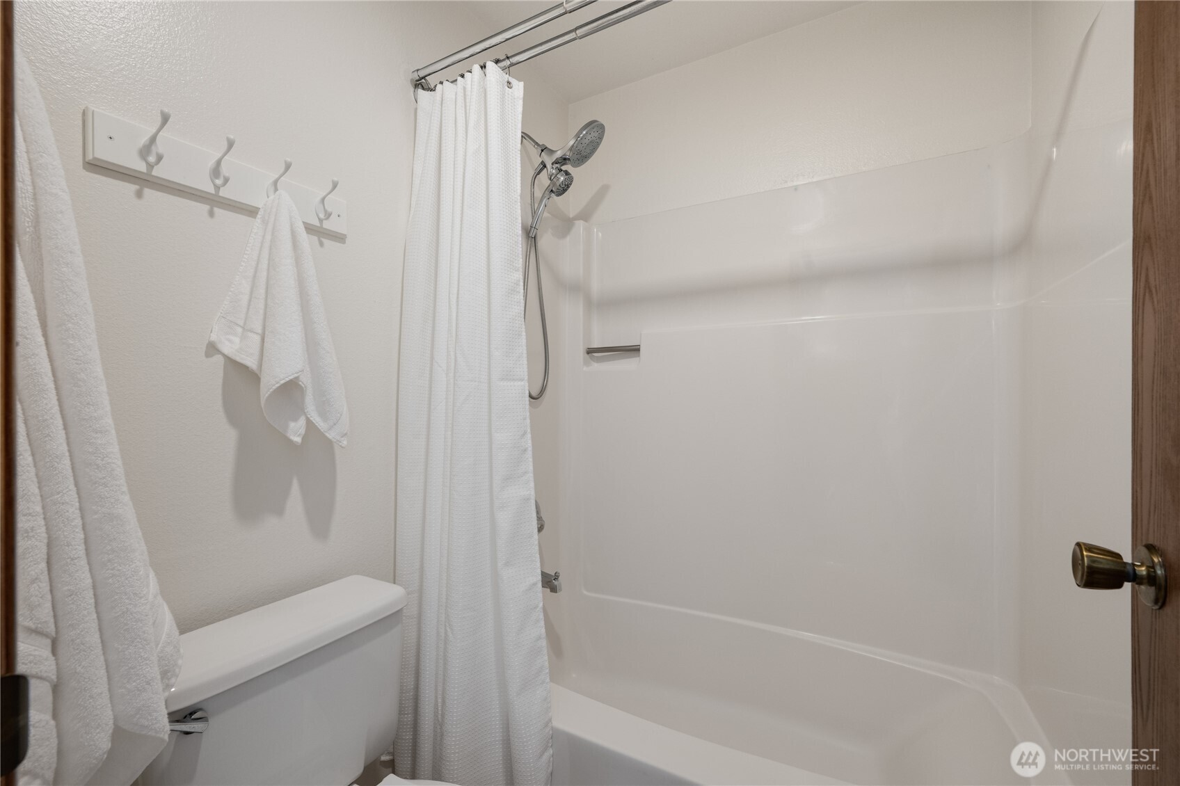 7317 30th Avenue Southwest Seattle, WA 98126 - Photo 13 of 25