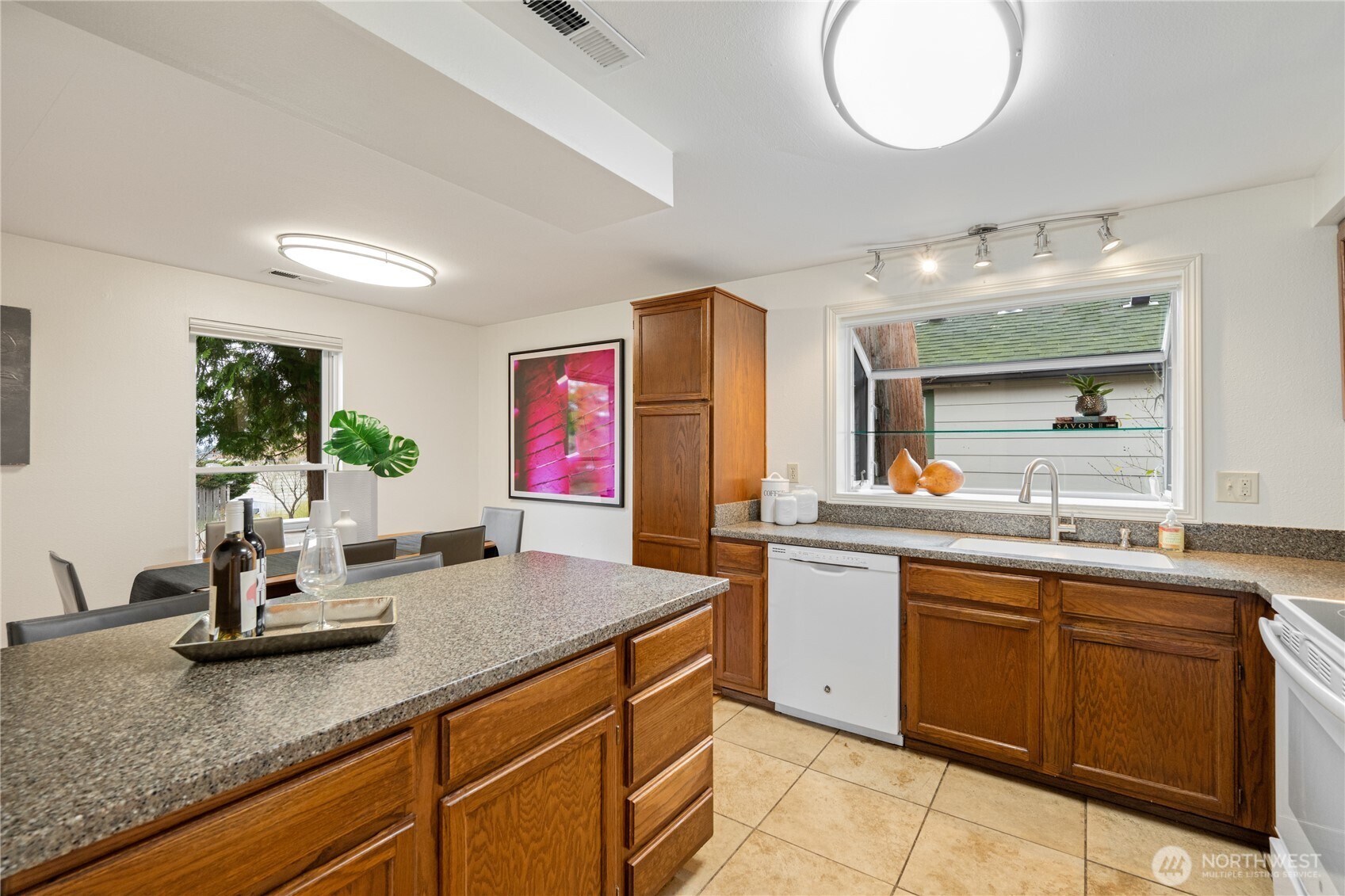 7317 30th Avenue Southwest Seattle, WA 98126 - Photo 9 of 25