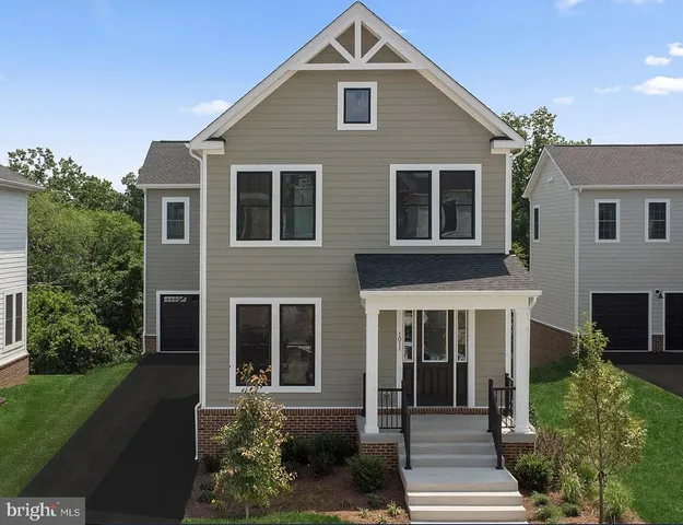 $749,712 | 1011 Captain Richards Court, Marshall, VA 20115