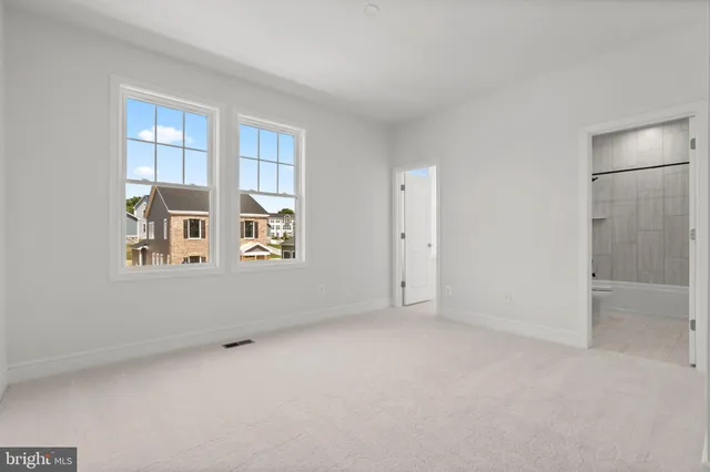 $749,712 | 1011 Captain Richards Court, Marshall, VA 20115