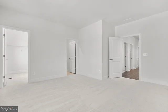 $749,712 | 1011 Captain Richards Court, Marshall, VA 20115