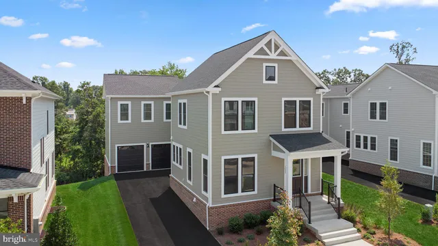 $749,712 | 1011 Captain Richards Court, Marshall, VA 20115