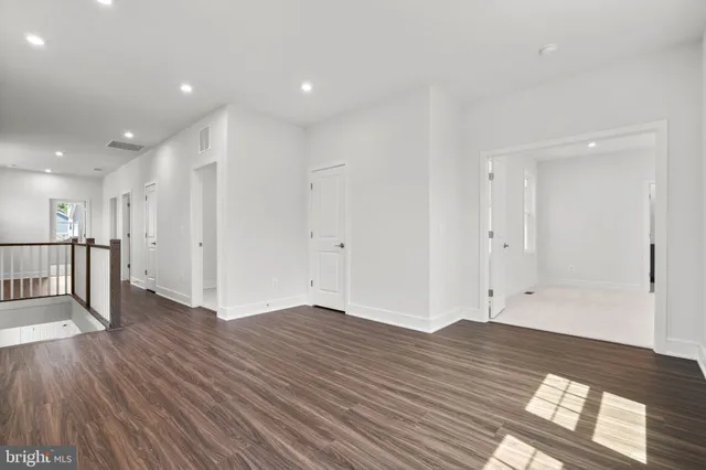 $749,712 | 1011 Captain Richards Court, Marshall, VA 20115